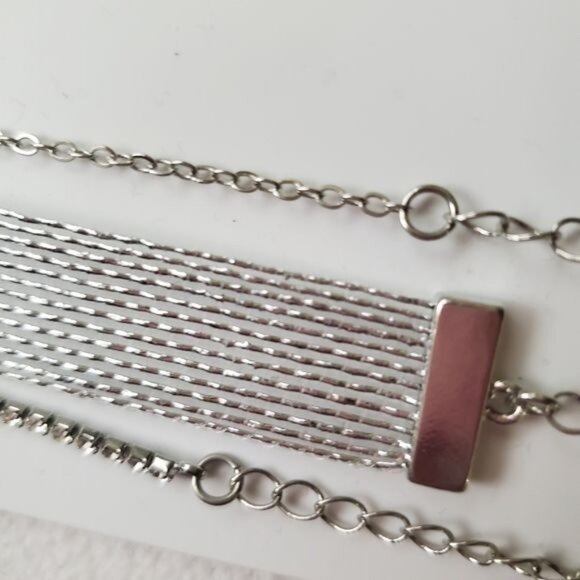 Charlotte Russe necklace silver color metal and fabric materials - Picture 5 of 7